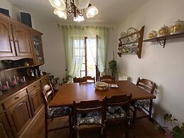 Apartment - Sleeps 5, Balcony, Wifi, Parking