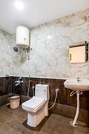 Diamond Suites Service Apartment