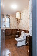 Diamond Suites Service Apartment