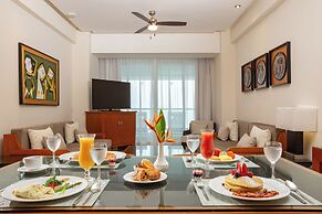 Grand Ocean Breeze Acapulco