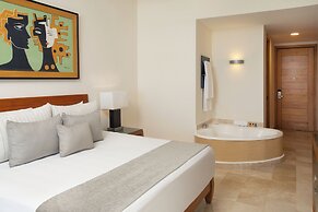 Grand Ocean Breeze Acapulco
