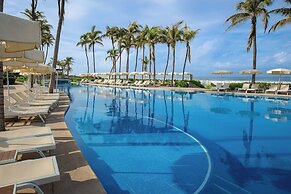 Grand Ocean Breeze Acapulco