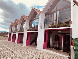 HOTEL Y AUTO HOTEL SECRETO