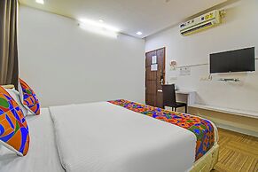 Fabhotel The Walnut