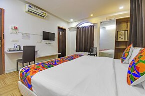 Fabhotel The Walnut