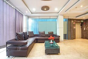 Fabhotel Namo Stay Inn