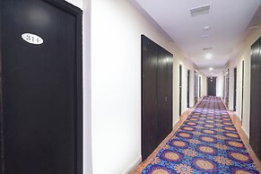 Fabhotel Namo Stay Inn