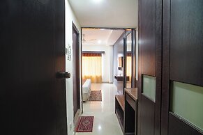 Fabhotel Namo Stay Inn
