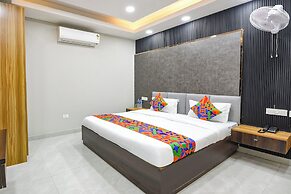 Fabhotel Grand Palazzo I
