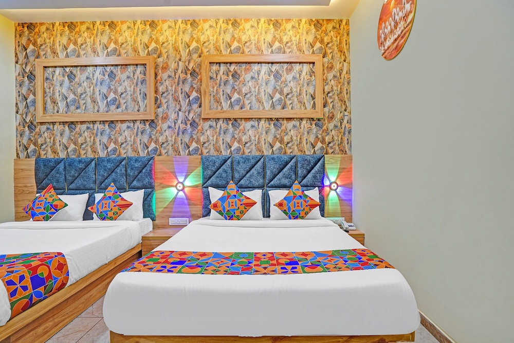 Fabhotel Hill Top Inn