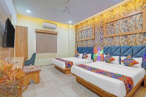 Fabhotel Hill Top Inn