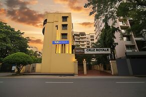 Fabhotel Cruz Royale
