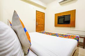 Fabhotel Cruz Royale