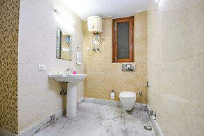 Fabhotel Akashneem