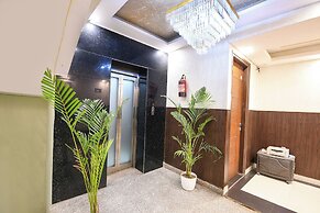 Fabhotel Buland Plaza