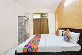 Fabhotel Buland Plaza