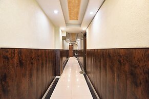 Fabhotel Buland Plaza