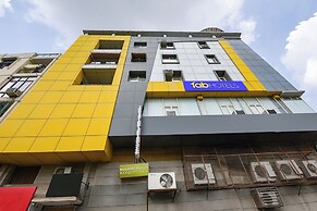 Fabhotel Buland Plaza
