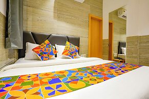 Fabhotel Sarah Inn