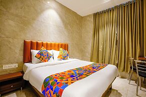 Fabhotel Sarah Inn