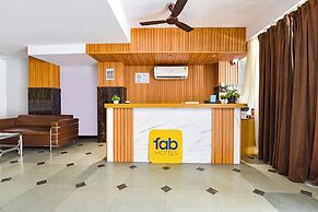 Fabhotel Pink Palace Raja Park