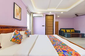 Fabhotel Pink Palace Raja Park