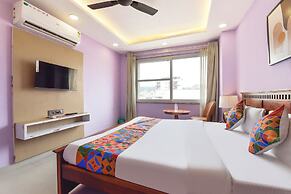 Fabhotel Pink Palace Raja Park