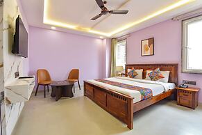 Fabhotel Pink Palace Raja Park