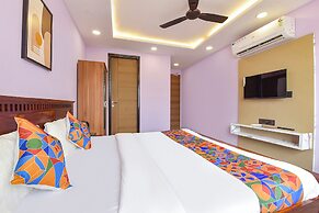 Fabhotel Pink Palace Raja Park