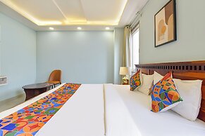 Fabhotel Pink Palace Raja Park