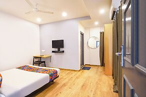 Fabhotel Cinco