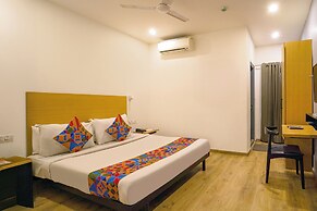 Fabhotel Cinco