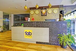 Fabhotel Tranquil Inn