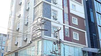 Fabhotel Athidhi