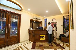 Fabhotel Siris 18