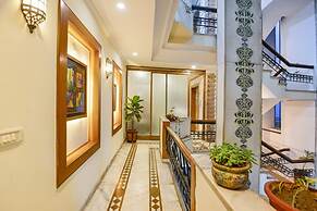 Fabhotel Siris 18