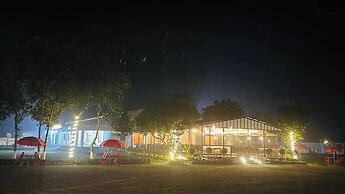Shayan Resort