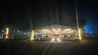 Shayan Resort