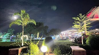 Shayan Resort