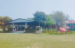 Shayan Resort