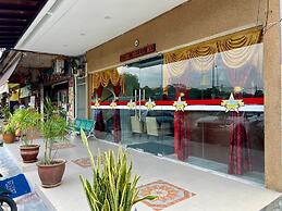 Royals Star Hotel