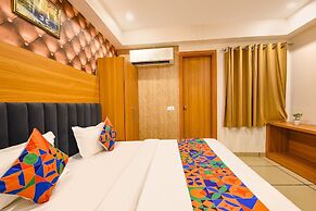 RECONNECT SUITES
