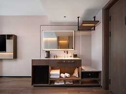 Byland World Hotel