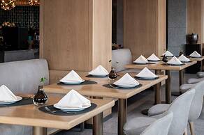 Byland World Hotel