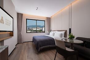 Byland World Hotel