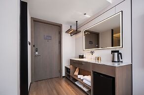 Byland World Hotel