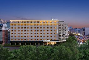 Byland World Hotel