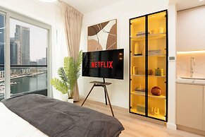 KeyRock Living - Marina Studio Sea View