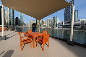 KeyRock Living - Marina Studio Sea View