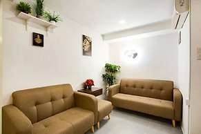 988 Hotel